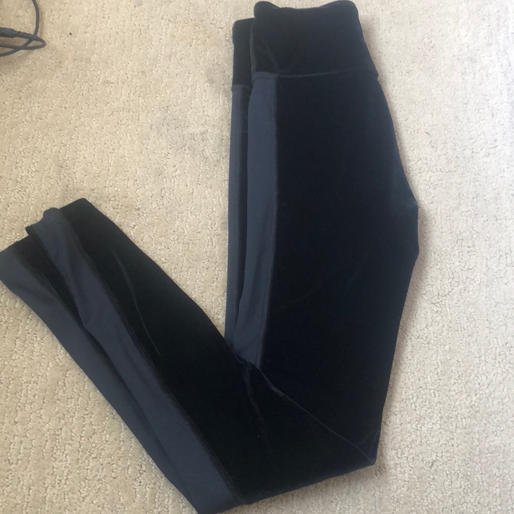 Alala Velvet legging